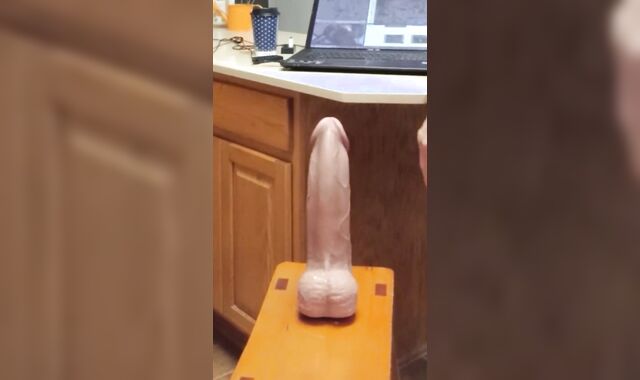 An up close glance of my "Snatch Gallore" getting packed with very yam-sized toys!