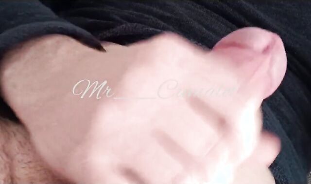 Jizz 2 times on sweater - Zwei mal auf meinen Pullover gespritz