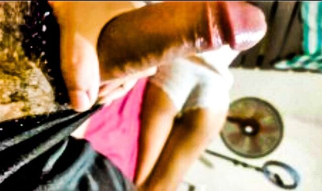 Hombre maduro se masturba mientras ella sueña zzz bi-curious porn.