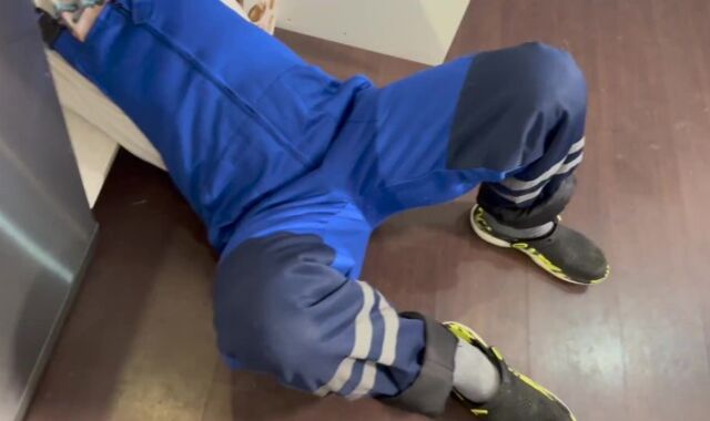 #457 The plumber cleaned my wood with his XXL instrument