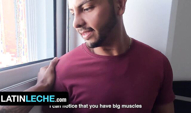 Antuan Is Lovin’ The Blue Sea Under The Supah-Torrid Cancun Sun While The Camera Operator Films Him - LatinLeche