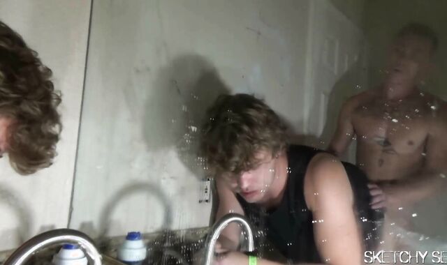 RANDOM MOIST FUCK-HOLE