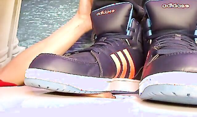 Spear Ball Torment Stomping beef whistle by adidas sneaker