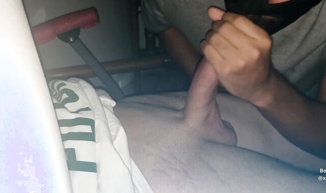 He Sneaked Out While His Chick S. To Get Bj'ed