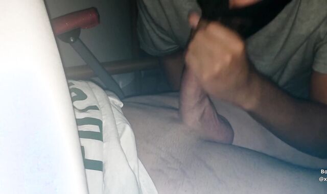 He Sneaked Out While His Chick S. To Get Bj'ed