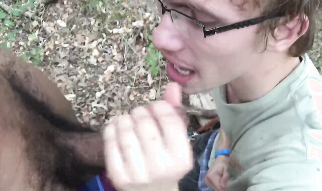 Outdoor SUCKY-SUCKY Fun, Gargling a Enormous Flow