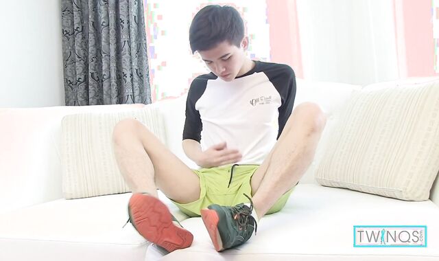 Asian Teenie Xander Shows His Cock-Squeezing Caboose Fuck Hole While Jerking Off!