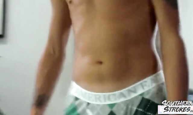 SOUTHERNSTROKES Kinky Amateurs Record Their Gonzo Anal Invasion