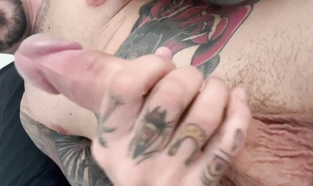 Waking up next to Skelly