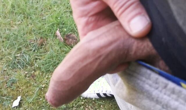 Rockuncut urinate compilation new