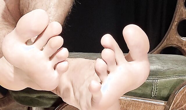 NICKY BAREFOOTED HAVE JOY