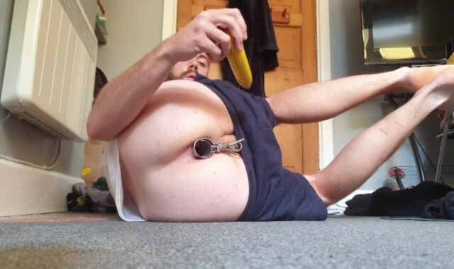 Speculum and Banana Penetrate - MattieBoyOfficial