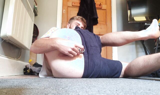 Speculum and Banana Penetrate - MattieBoyOfficial