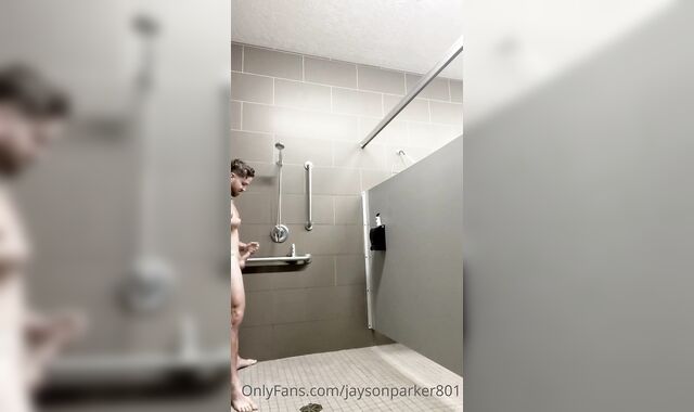 Risky Fellow Gets Another to Join in Public Shower Jerkoff