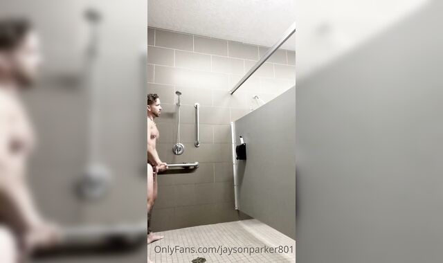 Risky Fellow Gets Another to Join in Public Shower Jerkoff