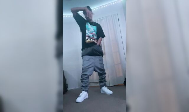 Banging My Pocket Gash - SexySaggerYo