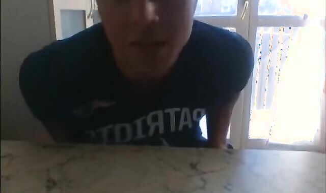 Sir Sweetblueyes Nasty Feet Idolize and Verbal Trash Talking