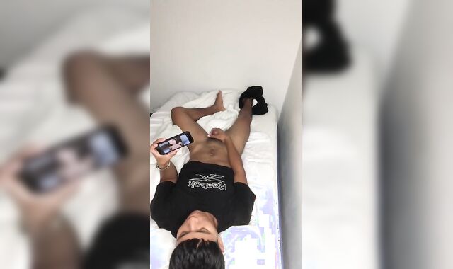 EYACULACION EN MI CUMPLEAÑOS