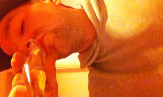 ac/dc-nosey chav guzzling piss