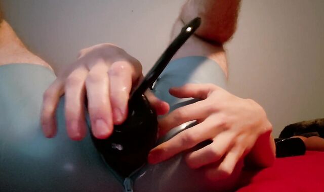 Latex Guy Takes MEATY Fucktoys in the Arse