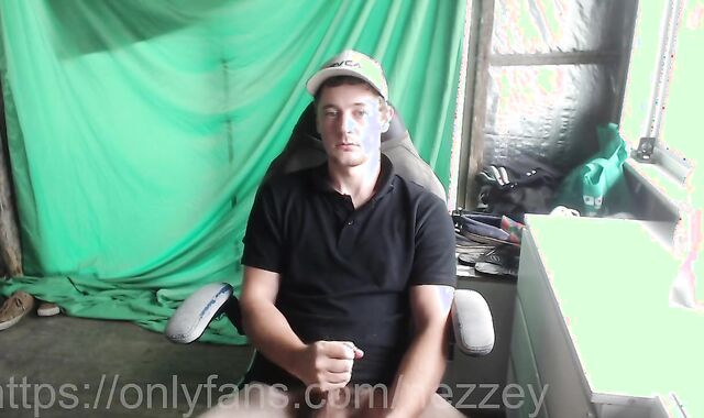 jacking and slurping the spunk