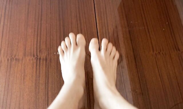 Marvelous Male Feet