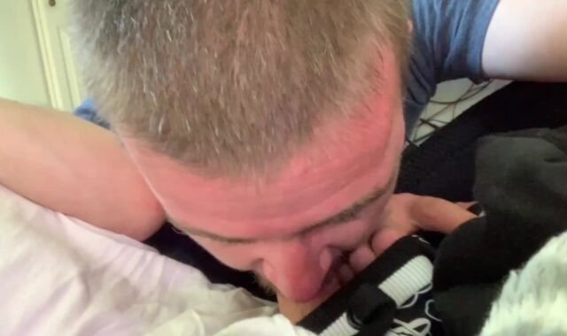 Quadriplegic Gets Head From Acquaintance