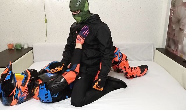 MX BIKER x TRACKSUIT PLAYS