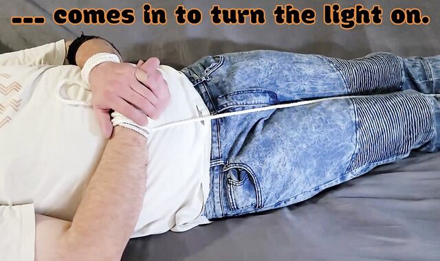 ___ bound me up on the bed and left me there for hours, with NO DOUCHE CRACKS!