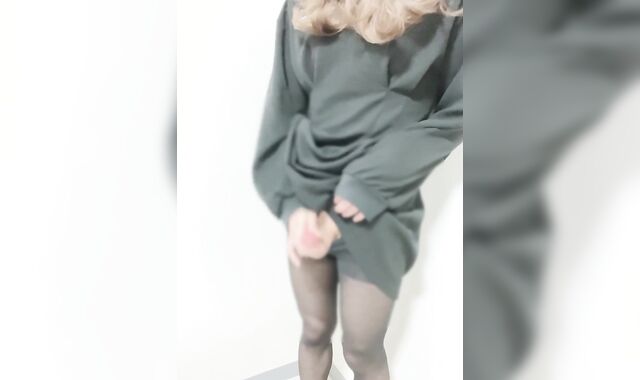 Getting Off in cross-dresser