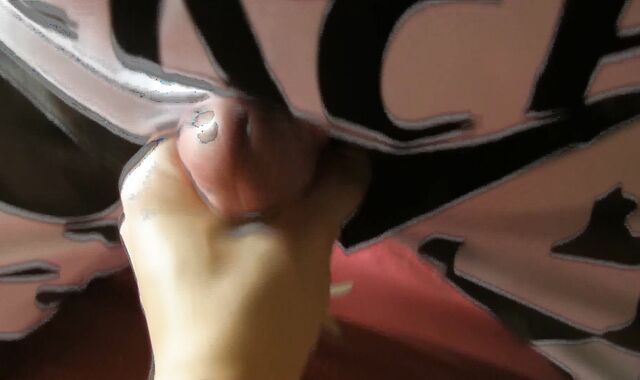 Highly Very First time kneading in my new Repo fursuit