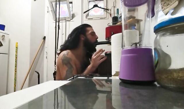 Chubby hairy stud masturbating off in the kitchen after his coffee and made a dirt with his fountain