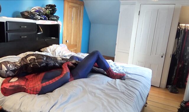 spiderman spunking on his cyborg idiot