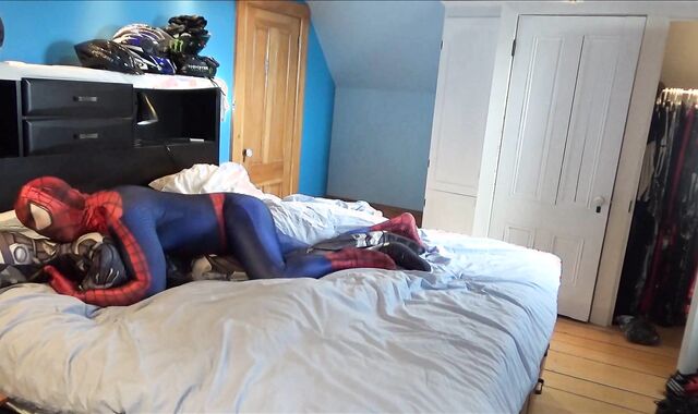 spiderman spunking on his cyborg idiot