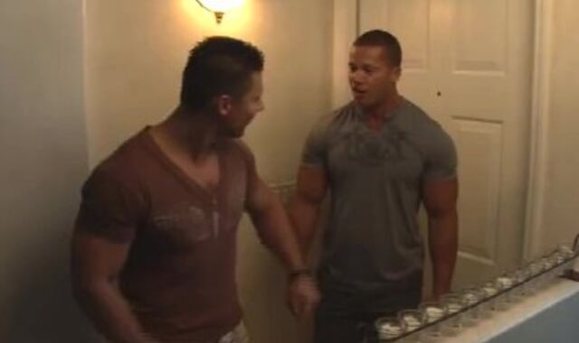 Matthew Rush & Robert car Damme - bodybuilders plowing