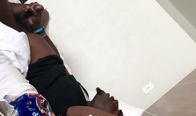 Thick Ebony Jizz-Shotgun Vacation Spunk Shot