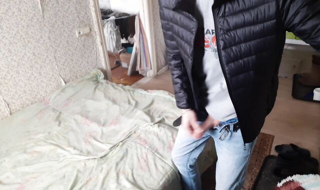 Sports Russian fellow finger-tickling knob