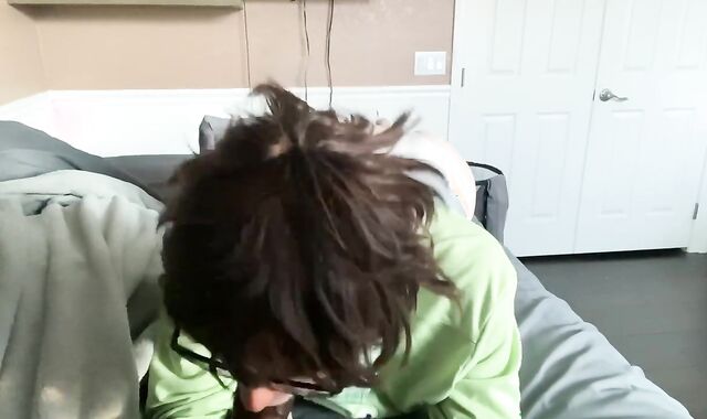 Femboy Poggies Fellates Your IMMENSE EBONY PRICK for a Crops Giftcard