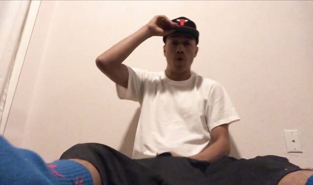 Jerking My Dude-Meat - SexySaggerYo