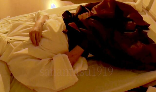 【神主】神職装束でしこしこ…… -宮司様編- 若き神職の思いが通じたのか、いつも真面目な宮司様が突然欲情してしまいました……。