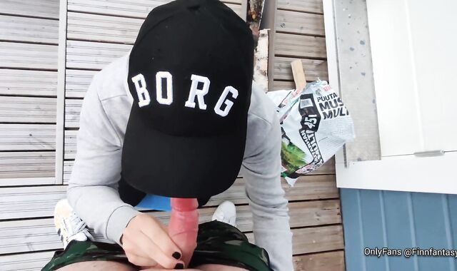 Supah-Super-Steamy Backyard Blowage Jizm in Mouth