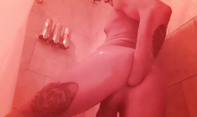 Deep Cleaning My Biracial Rump PMV