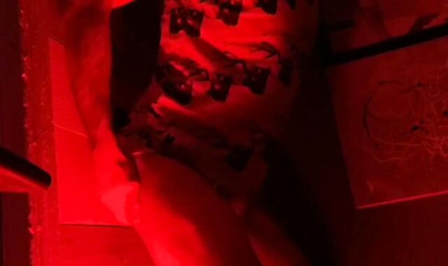 Humungous man-meat'd euro stud feeds me his babies