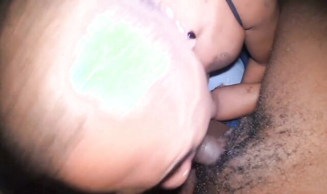 Deep Throating up Trade