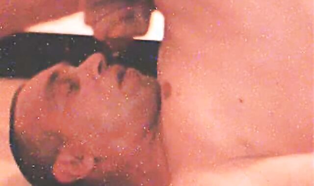 Messy Urinate Cum-Peelation