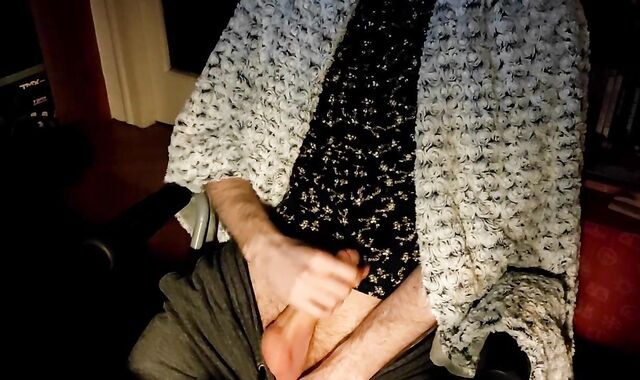 Got supah-kinky while thinking about becoming a performer, had to rub one out