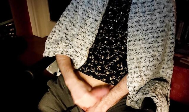 Got supah-kinky while thinking about becoming a performer, had to rub one out