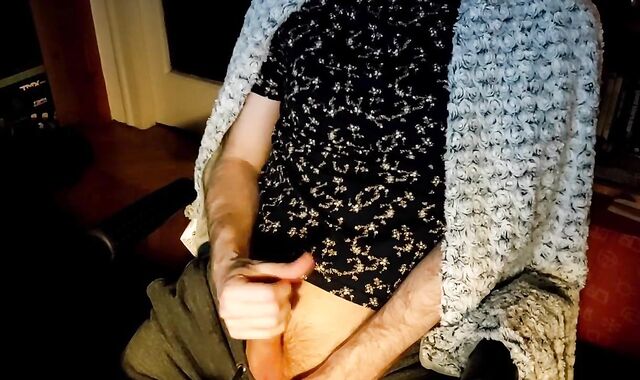 Got supah-kinky while thinking about becoming a performer, had to rub one out