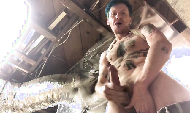 SMOKING AND MUNCHING MY OWN DICK/CUM