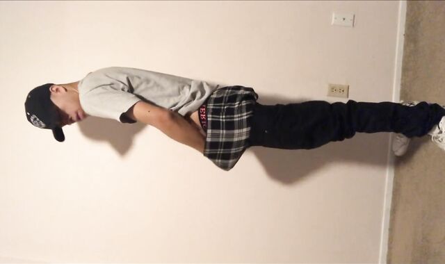 Sagging in My Bedroom - SexySaggerYo